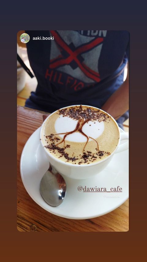 Chocolate art latte
