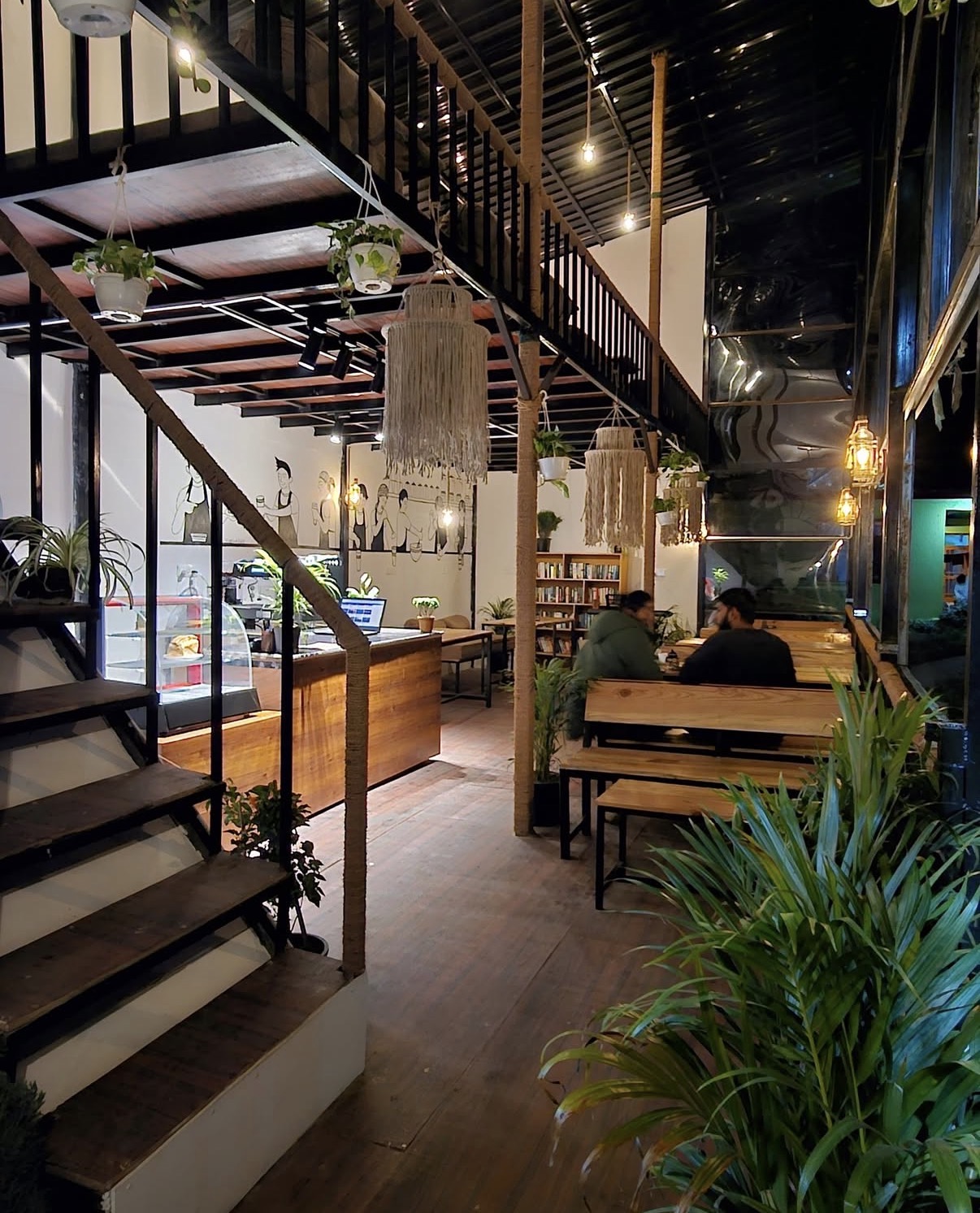 Da'Wiara Cafe seating